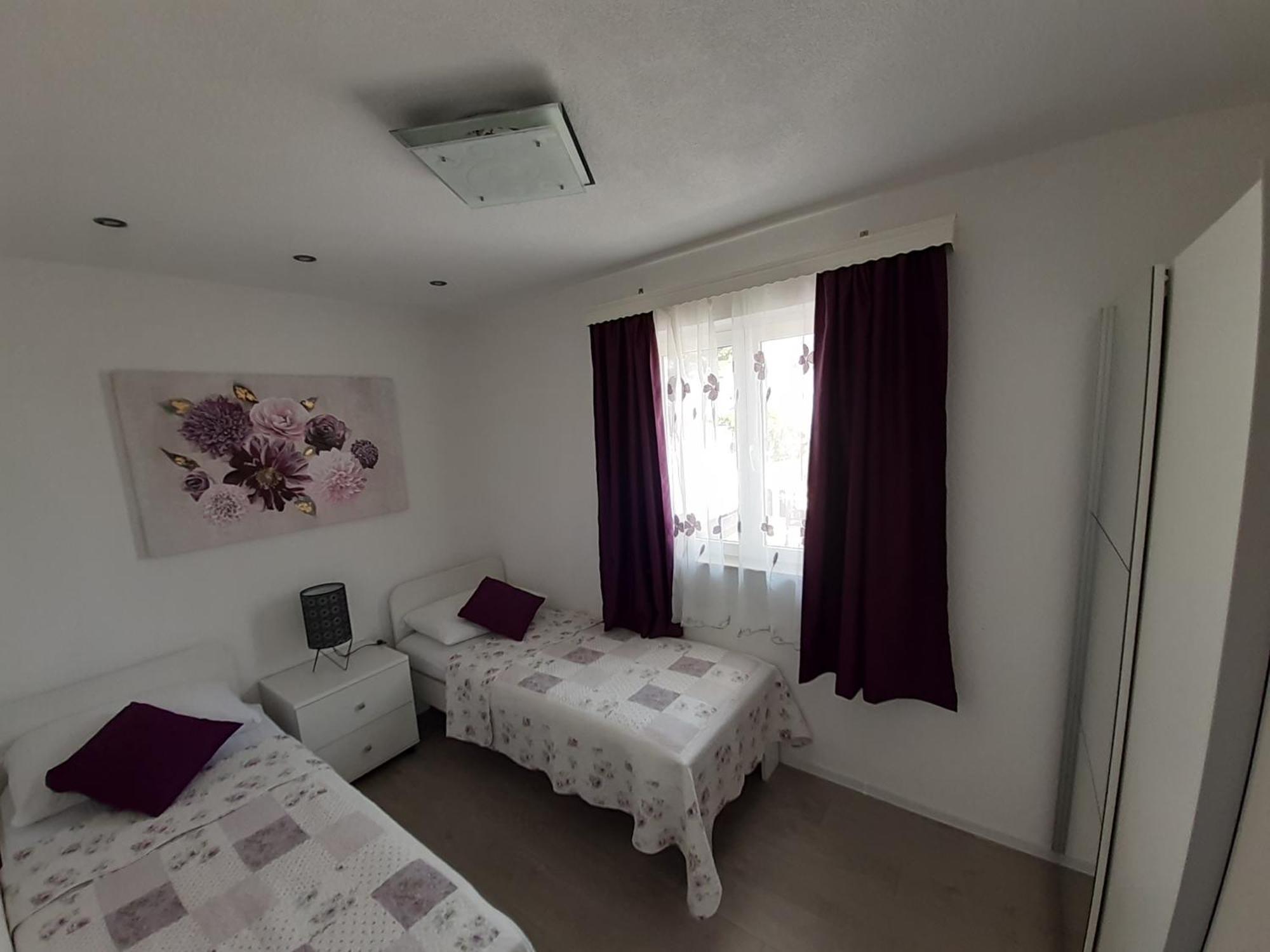 Apartment Lucky With Jacuzzi Trogir Kamer foto