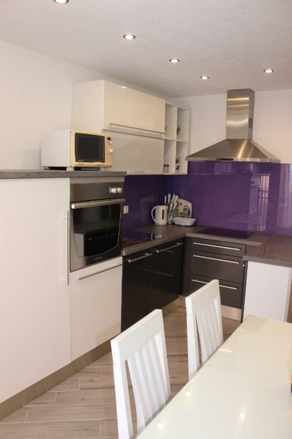 Apartment Lucky With Jacuzzi Trogir Buitenkant foto